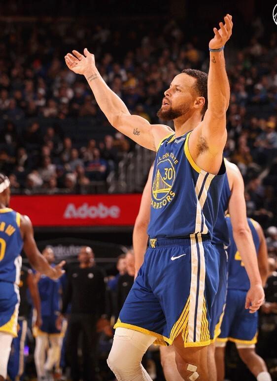 PG电子官方网站-126-113！库里巴特勒合砍59分，勇士后来居上送尼克斯2连败